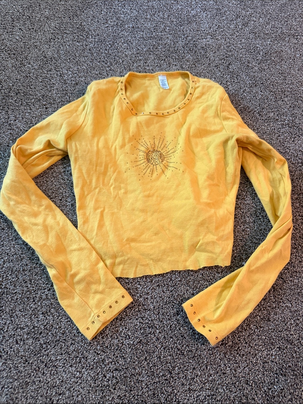 Yellow Long-Sleeve Studded Sunburst Crop Top Sun Graphic Size M
